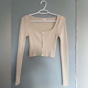 Cream Ribbed Longsleeve crop